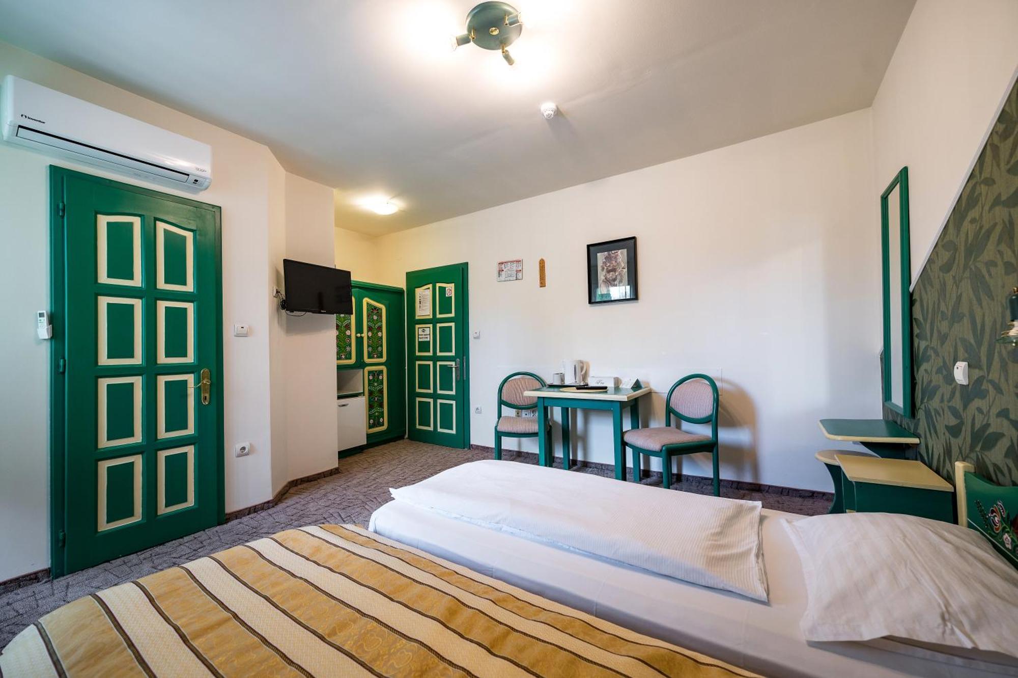 Hotel Sugas Sfântu-Gheorghe Εξωτερικό φωτογραφία